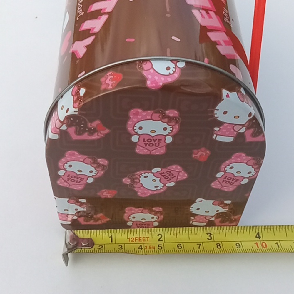 Hello Kitty Mail Box - Picture 13 of 16